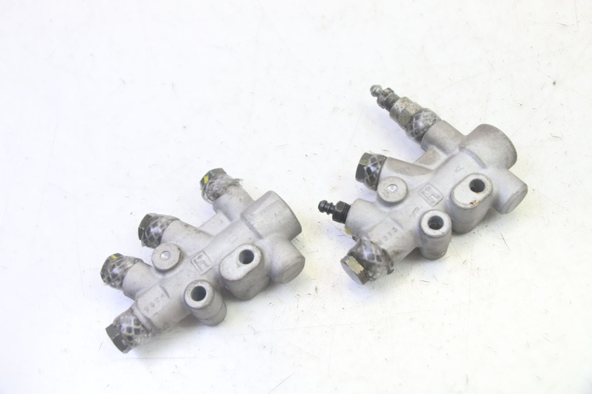 photo de DISTRIBUITORE FRENO PIAGGIO MP3 RL 250 (2007 - 2010)