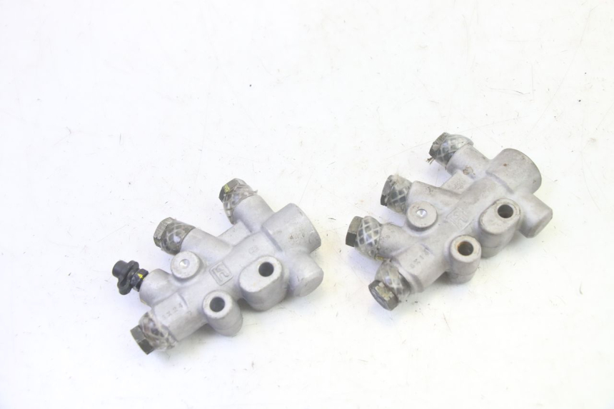 photo de DISTRIBUITORE FRENO PIAGGIO MP3 RL 250 (2007 - 2010) - Vista principale