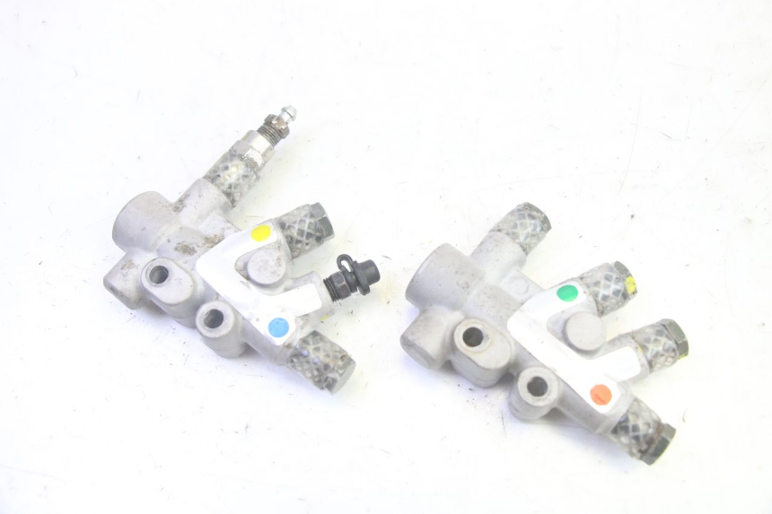 photo de DISTRIBUITORE FRENO PIAGGIO MP3 RL 250 (2007 - 2010) - Vista principale