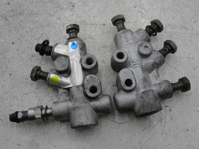 photo de DISTRIBUITORE FRENO PIAGGIO MP3 500 (2011 - 2015)