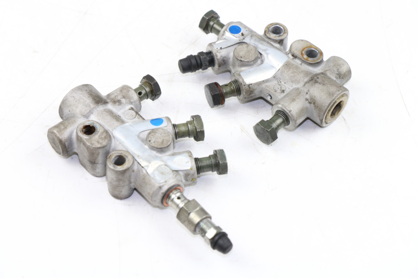 photo de DISTRIBUITORE FRENO PIAGGIO MP3 LT 400 (2007 - 2012)