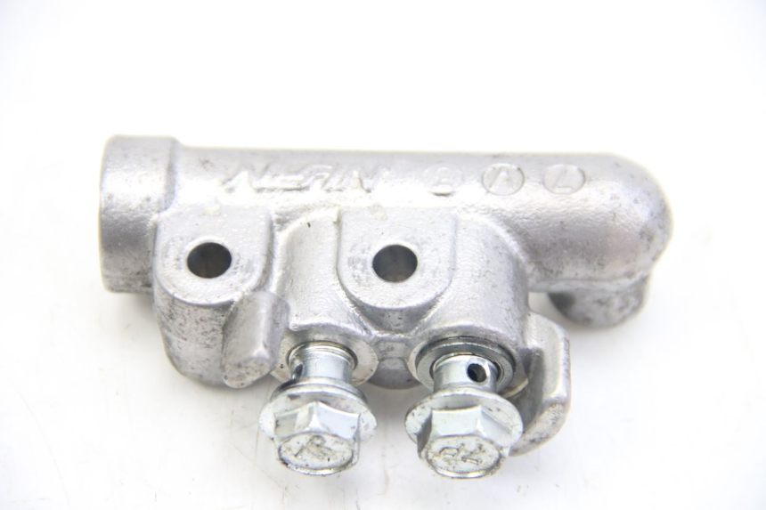 photo de DISTRIBUITORE FRENO SUZUKI SIXTEEN 125 (2008 - 2010)