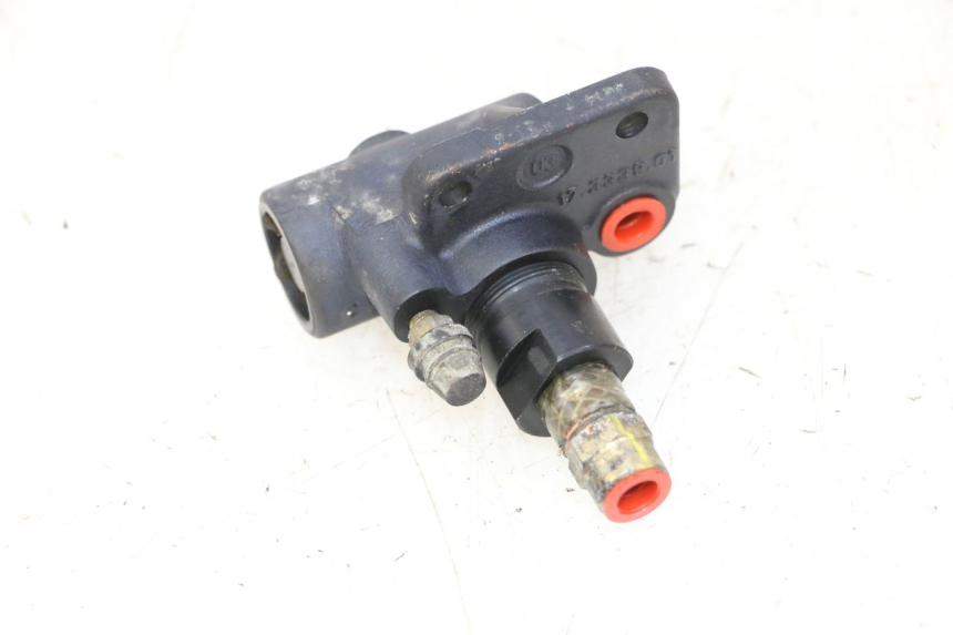 photo de DISTRIBUITORE FRENO PIAGGIO X9 EVOLUTION 125 (2003 - 2007)