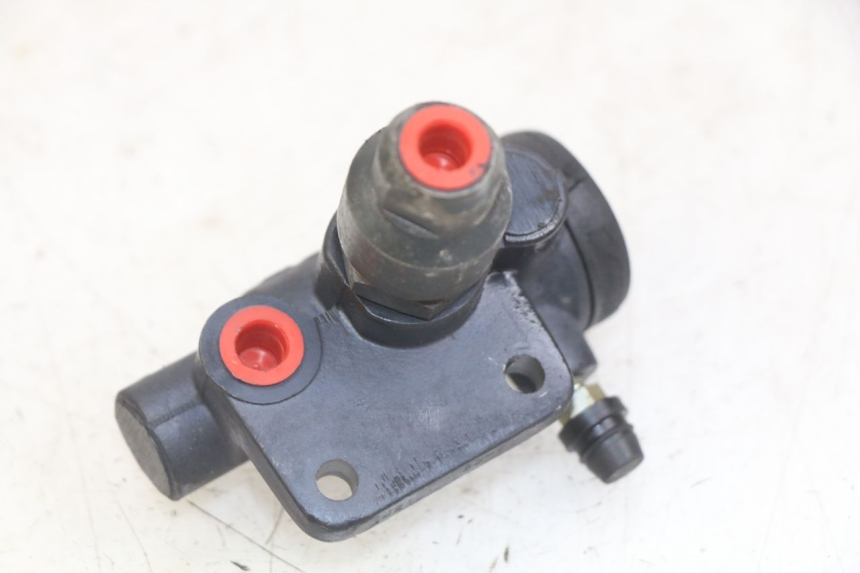 photo de DISTRIBUITORE FRENO PIAGGIO X9 125 (2000 - 2003)