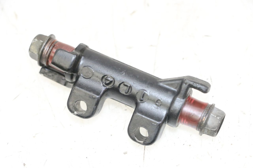 photo de DISTRIBUITORE FRENO YAMAHA FZS FAZER 600 (2001 - 2003)