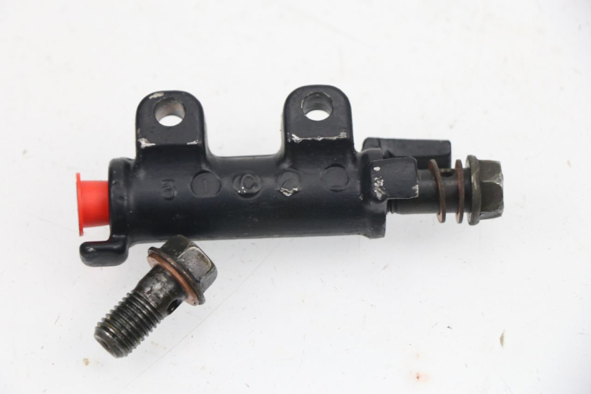 photo de DISTRIBUITORE FRENO YAMAHA TDM 3VD 850 (1991 - 1995)