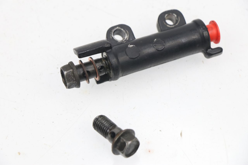 photo de DISTRIBUITORE FRENO YAMAHA TDM 3VD 850 (1991 - 1995)
