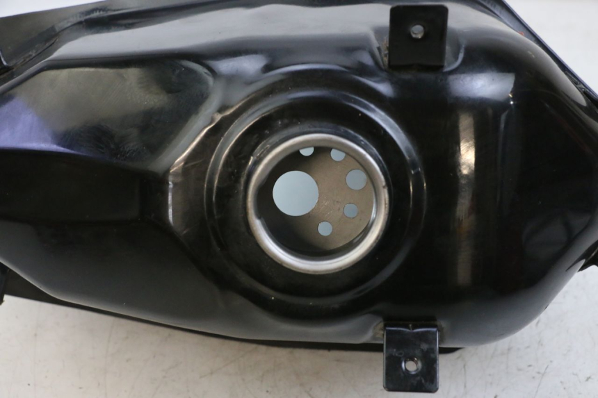 photo de SERBATOIO CARBURANTE  MAG POWER BOMBERS 4T 50 (2016 - 2026) - Zoom sullo stato d'uso