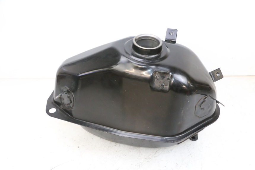 photo de SERBATOIO CARBURANTE  MAG POWER BOMBERS 4T 50 (2016 - 2026) - Dettagli dei punti di fissaggio