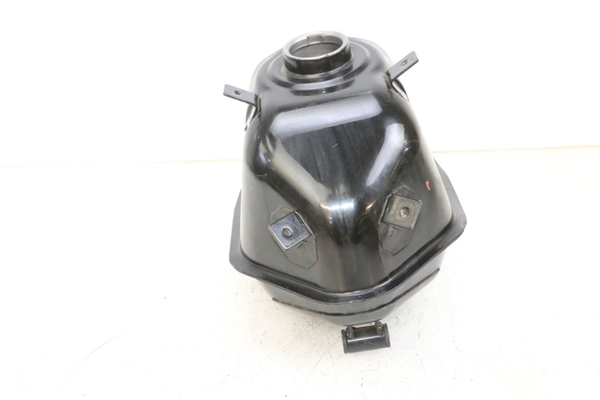 photo de SERBATOIO CARBURANTE  MAG POWER BOMBERS 4T 50 (2016 - 2026) - Stato della superficie e materiale