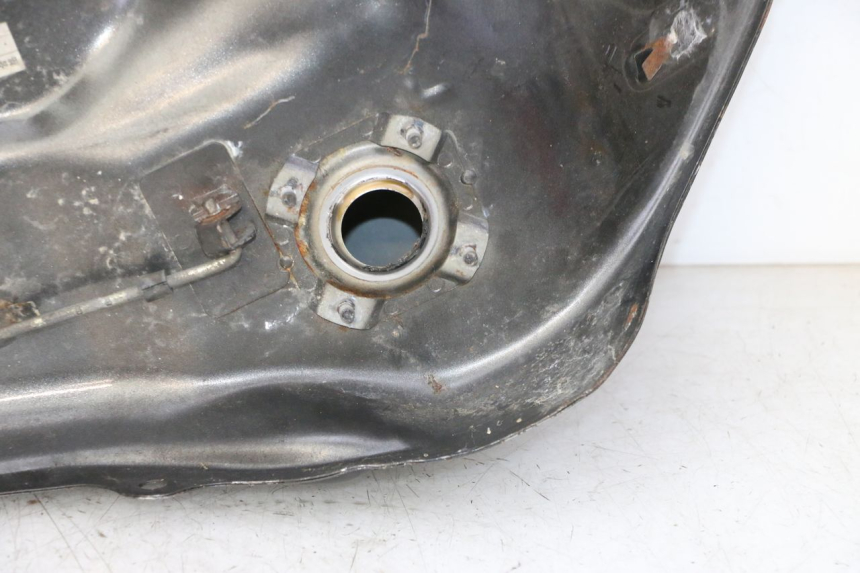 photo de SERBATOIO CARBURANTE  HONDA CBR F SC25 1000 (1989 - 1992)