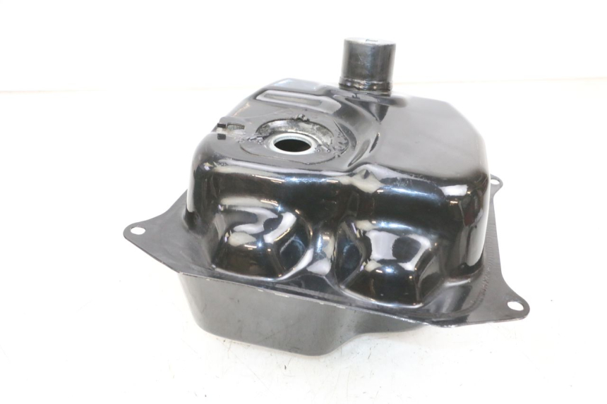 photo de SERBATOIO CARBURANTE  LONGJIA DIGITA 4T 50 (2019 - 2022) - Stato della superficie e materiale