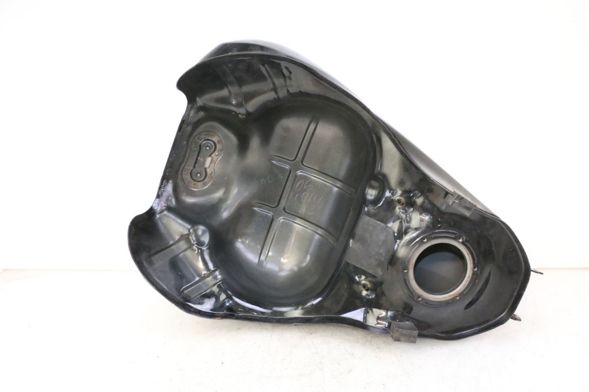 photo de SERBATOIO CARBURANTE  YAMAHA FZ6 FAZER S2 600 (2007 - 2011)