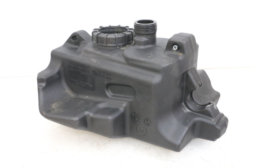 photo de SERBATOIO CARBURANTE  PEUGEOT GEOPOLIS RS 125 (2007 - 2009)
