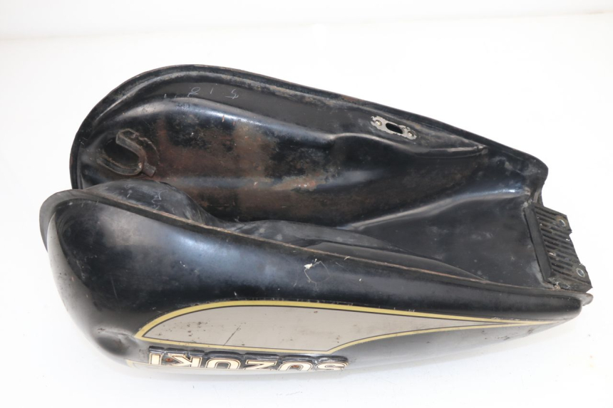 photo de Serbatoio carburante SUZUKI GN 125 (1997 - 2000)