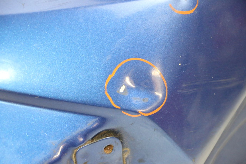 photo de SERBATOIO CARBURANTE  KAWASAKI GPX R WARBIRD 600 (1988 - 1993) - Primo piano ad alta risoluzione