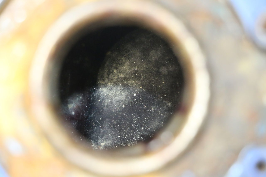 photo de SERBATOIO CARBURANTE  KAWASAKI GPX R WARBIRD 600 (1988 - 1993) - Angolazione alternativa