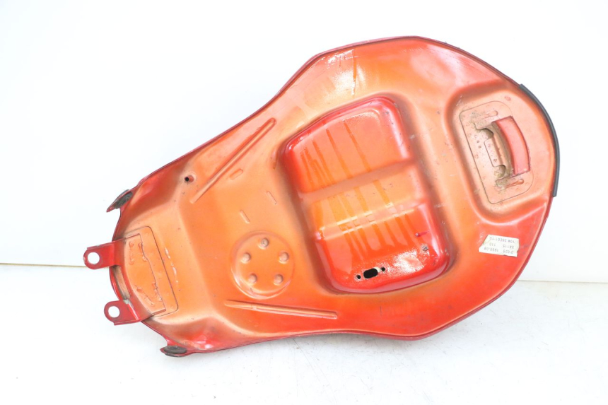 photo de SERBATOIO CARBURANTE  SUZUKI GSF N BANDIT 600 (1996 - 1999) - Stato della superficie e materiale