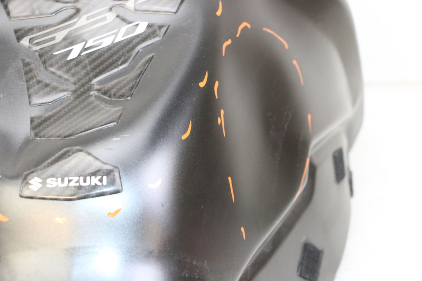 photo de SERBATOIO CARBURANTE  SUZUKI GSR 750 (2011 - 2017)
