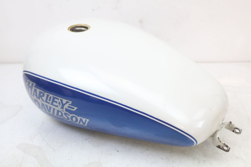 photo de SERBATOIO CARBURANTE  HARLEY DAVIDSON SPORTSTER XL CUSTOM 883 (1999 - 2006)