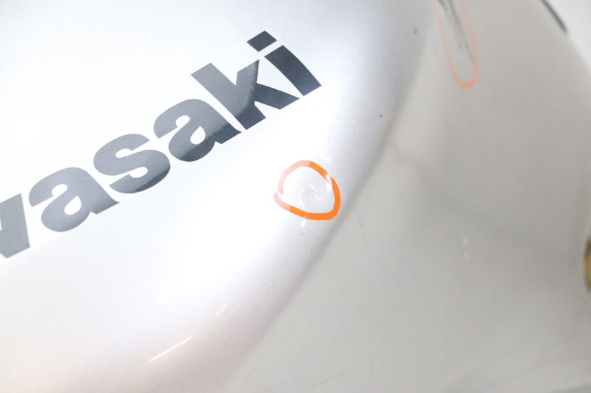 photo de SERBATOIO CARBURANTE  KAWASAKI ZR7 ZR-7 S 750 (1999 - 2004)