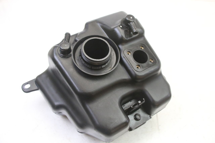 photo de SERBATOIO CARBURANTE PEUGEOT KISBEE 4T 50 (2018 - 2022)