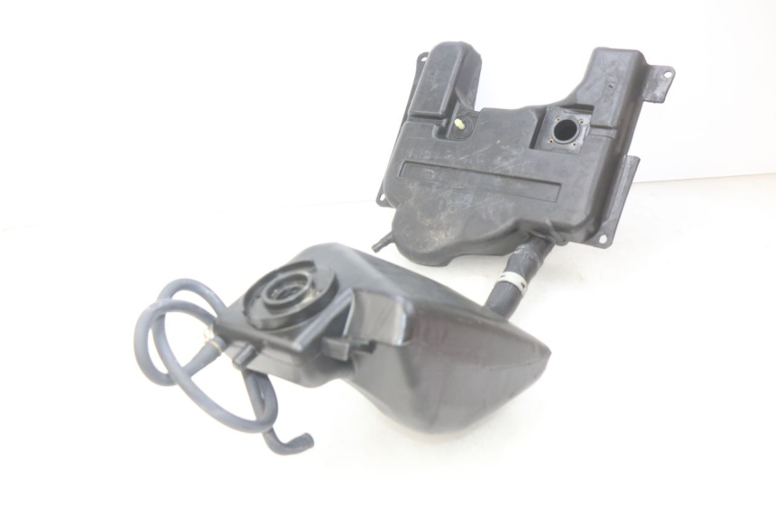 photo de SERBATOIO CARBURANTE KYMCO PEOPLE 250 (2004 - 2008)