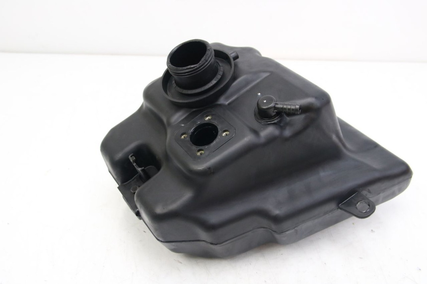 photo de SERBATOIO CARBURANTE PEUGEOT KISBEE 2T 50 (2018 - 2022)
