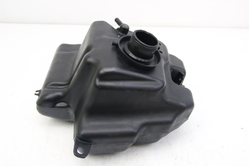 photo de SERBATOIO CARBURANTE PEUGEOT KISBEE 2T 50 (2018 - 2022)