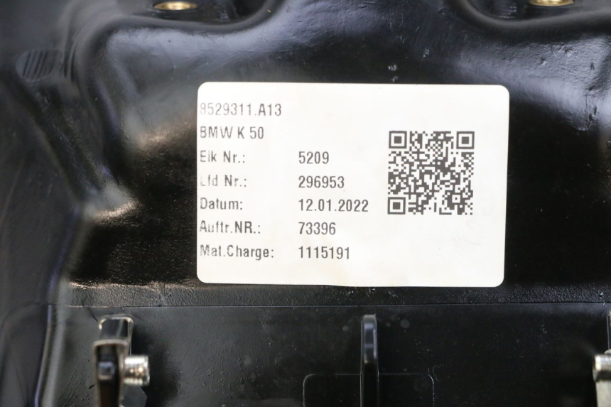 photo de SERBATOIO CARBURANTE  BMW R GS 1250 (2021 - 2024) - Dettagli dei punti di fissaggio