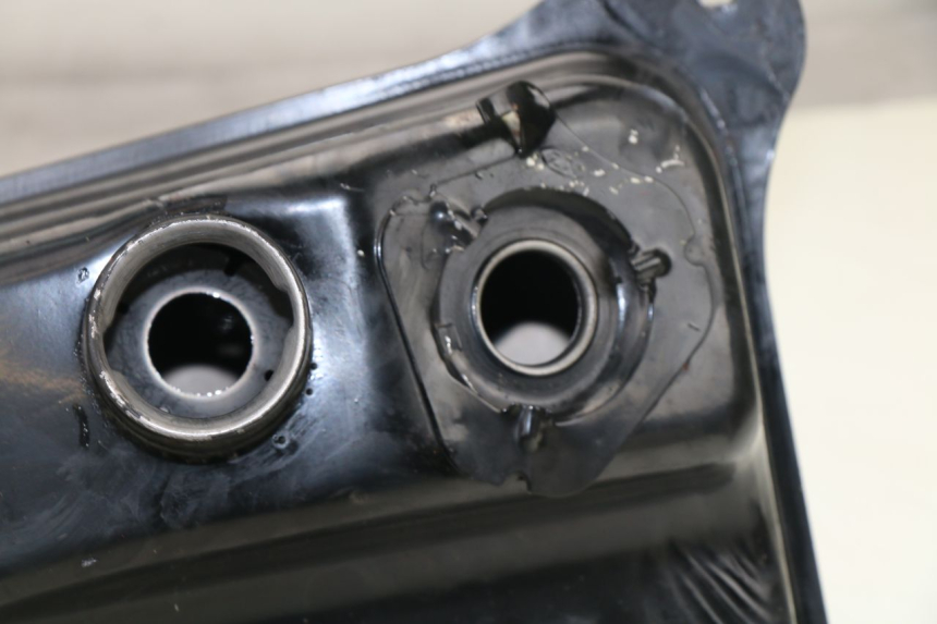 photo de Serbatoio carburante RAZZO STEED 125 (2012 - 2018)