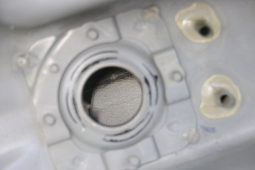 photo de SERBATOIO CARBURANTE  ROYAL ENFIELD HYMALAYAN 410 (2016 - 2023)