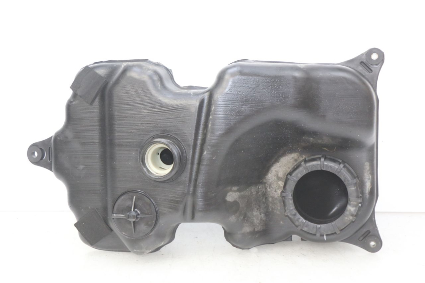 photo de SERBATOIO CARBURANTE SUZUKI SIXTEEN 125 (2008 - 2010)