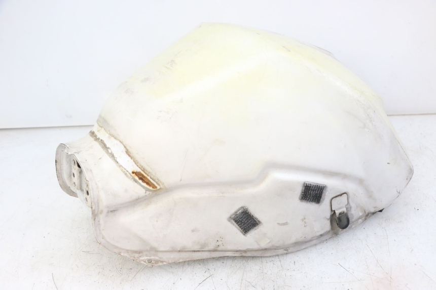 photo de SERBATOIO CARBURANTE  SUZUKI GSR 750 (2011 - 2017)