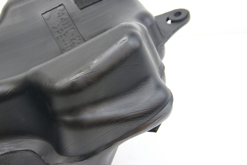 photo de SERBATOIO CARBURANTE SUZUKI SIXTEEN 125 (2008 - 2010)