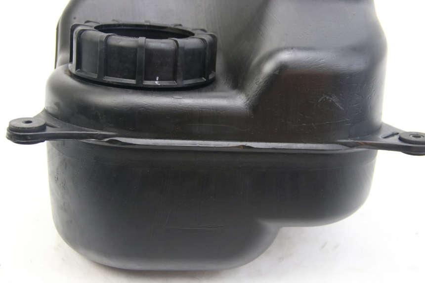 photo de SERBATOIO CARBURANTE SUZUKI SIXTEEN 125 (2008 - 2010)