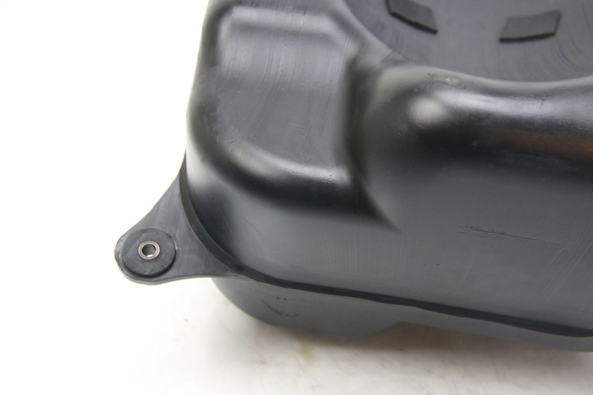 photo de SERBATOIO CARBURANTE SUZUKI SIXTEEN 125 (2008 - 2010)
