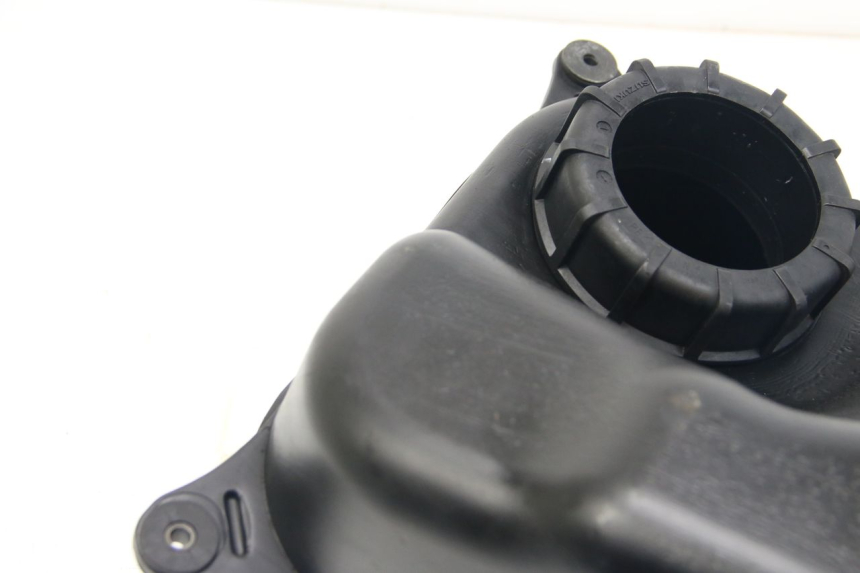 photo de SERBATOIO CARBURANTE SUZUKI SIXTEEN 125 (2008 - 2010)