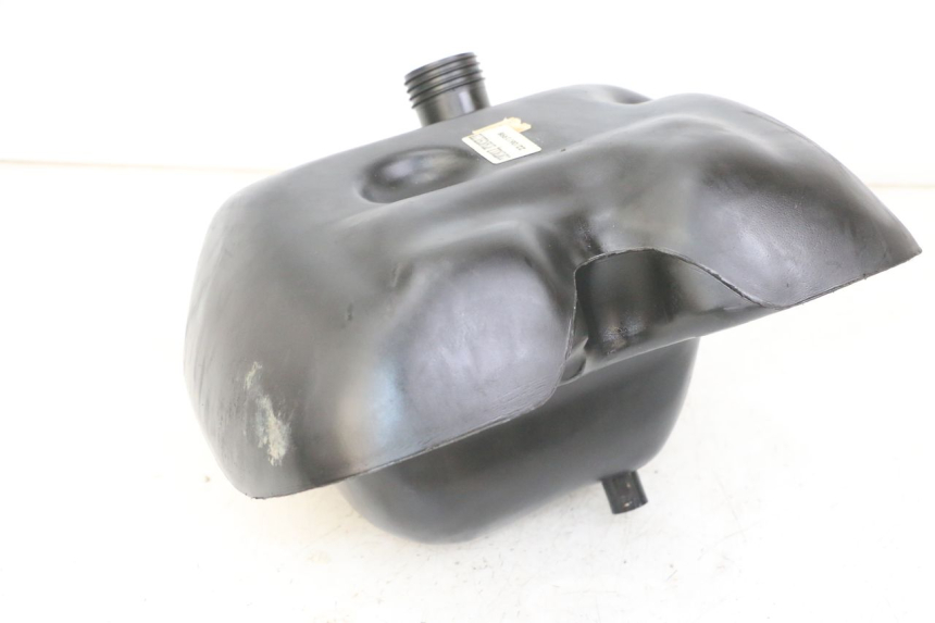 photo de SERBATOIO CARBURANTE  YAMAHA WHY 50 (1998 - 2000)