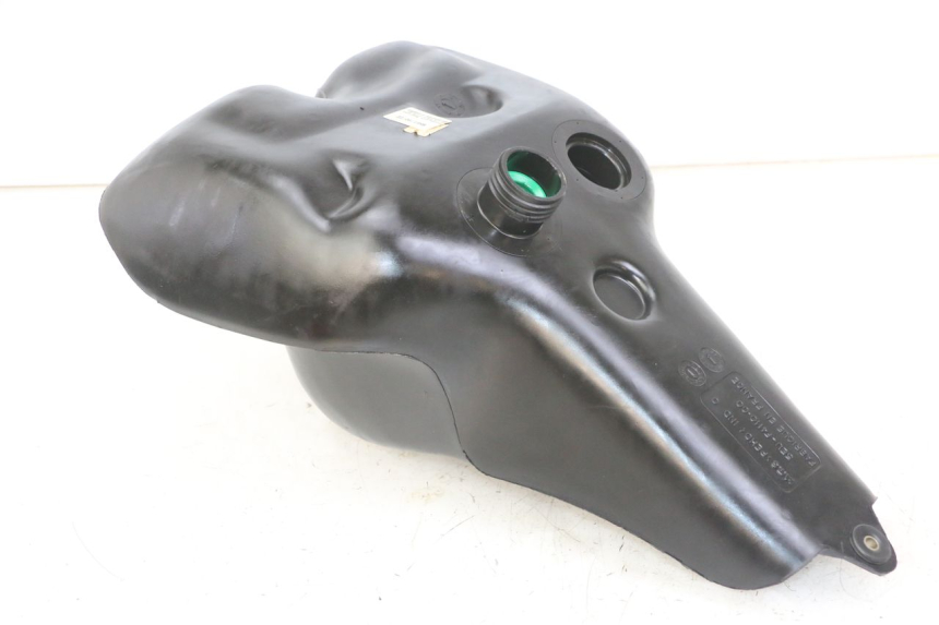 photo de SERBATOIO CARBURANTE  YAMAHA WHY 50 (1998 - 2000)
