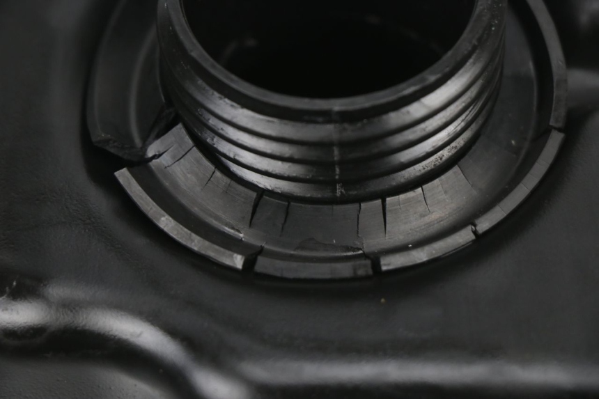 photo de Serbatoio carburante RAZZO XENON 4T 50 (2008 - 2012)