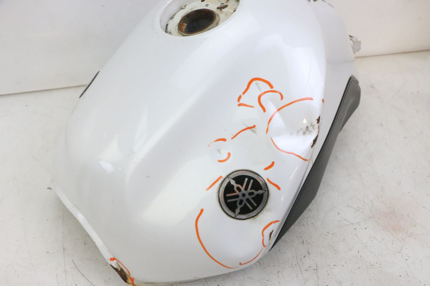 photo de SERBATOIO CARBURANTE  YAMAHA XJ6 ABS 600 (2008 - 2016)