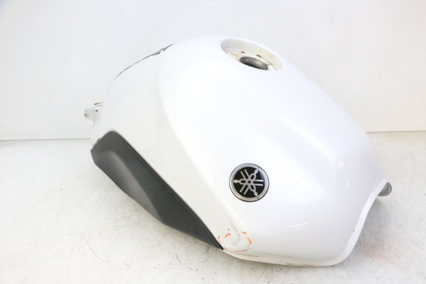 photo de SERBATOIO CARBURANTE  YAMAHA XJ6 ABS 600 (2008 - 2016)