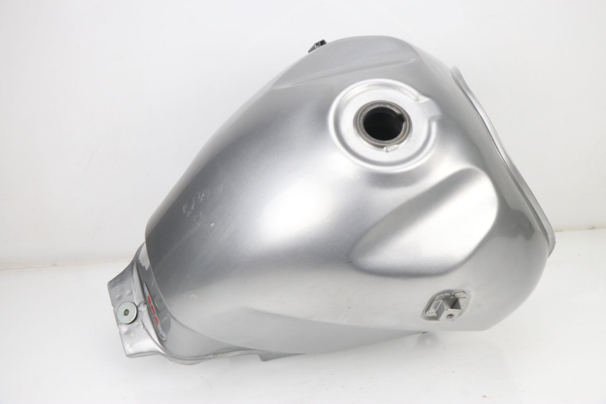 photo de SERBATOIO CARBURANTE  HONDA XLV VARADERO 125 (2000 - 2006)