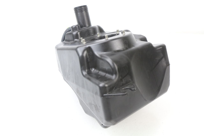 photo de SERBATOIO CARBURANTE YAMAHA AEROX 4 50 (2018 - 2020)
