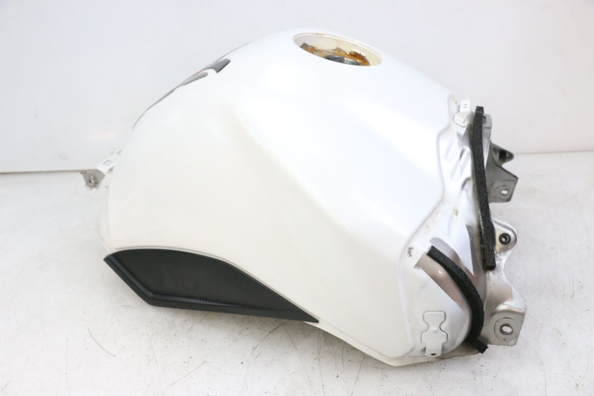 photo de SERBATOIO CARBURANTE  YAMAHA FZ1 FAZER 1000 (2007 - 2009)