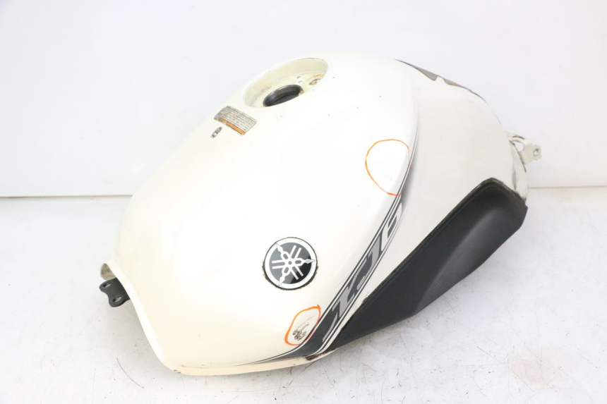 photo de SERBATOIO CARBURANTE  YAMAHA XJ6 ABS 600 (2008 - 2016)