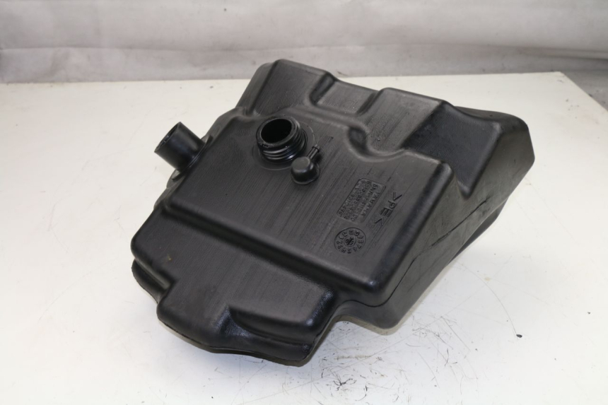 photo de Serbatoio carburante YAMAHA YP MAJESTY 125 (2007 - 2010)
