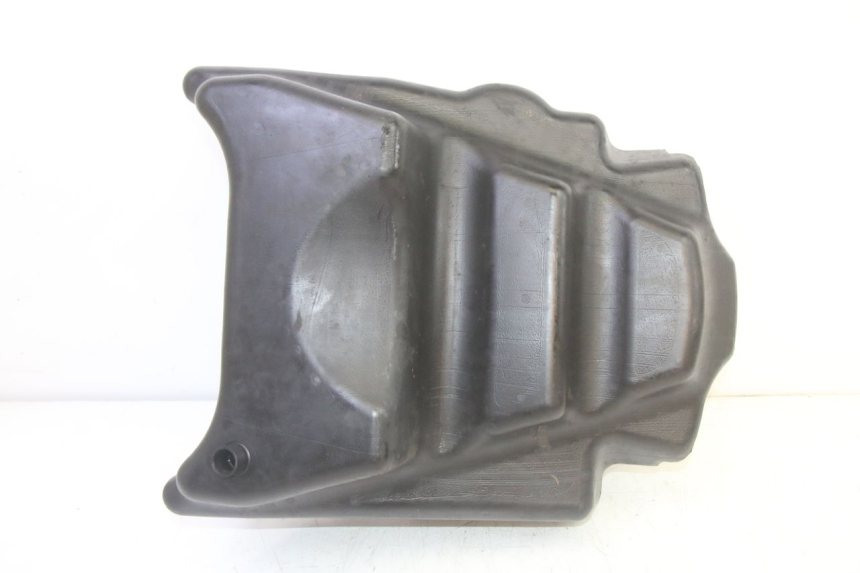 photo de Serbatoio carburante YAMAHA YP MAJESTY 125 (2002 - 2006) - Dettagli dei punti di fissaggio