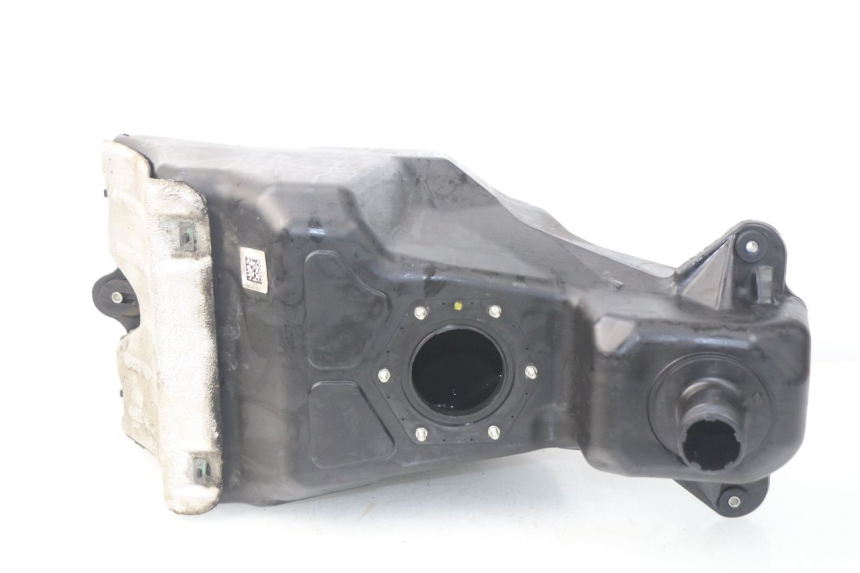 photo de Serbatoio carburante YAMAHA YP X-MAX XMAX 400 (2014 - 2017)